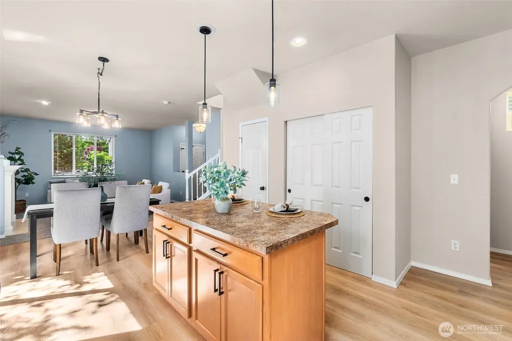 8716 Oslo Lane NE Lacey WA 98516