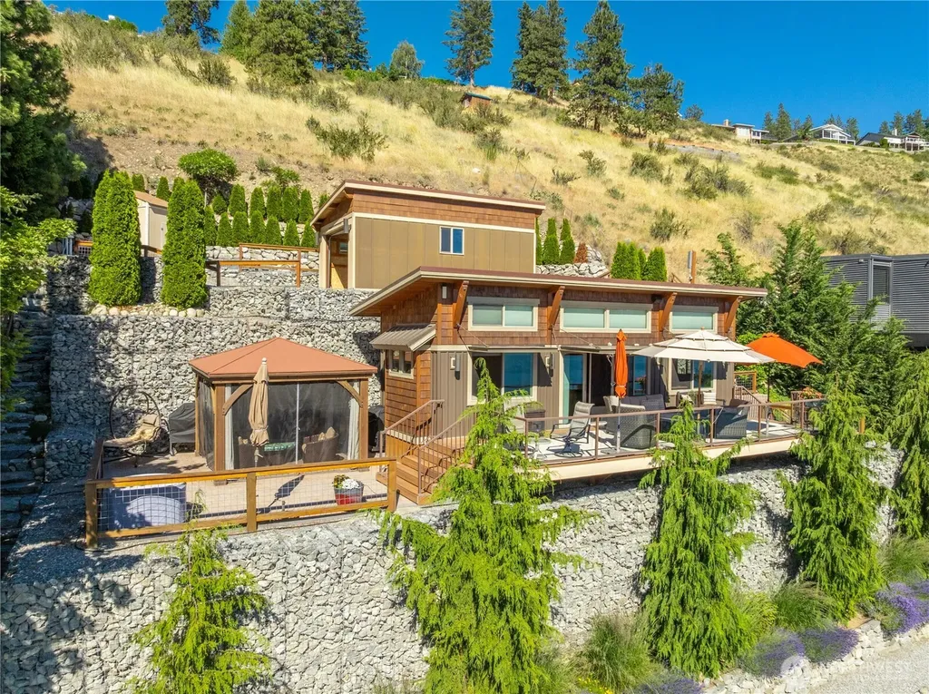 441 Bayshore Lane Manson WA 98831