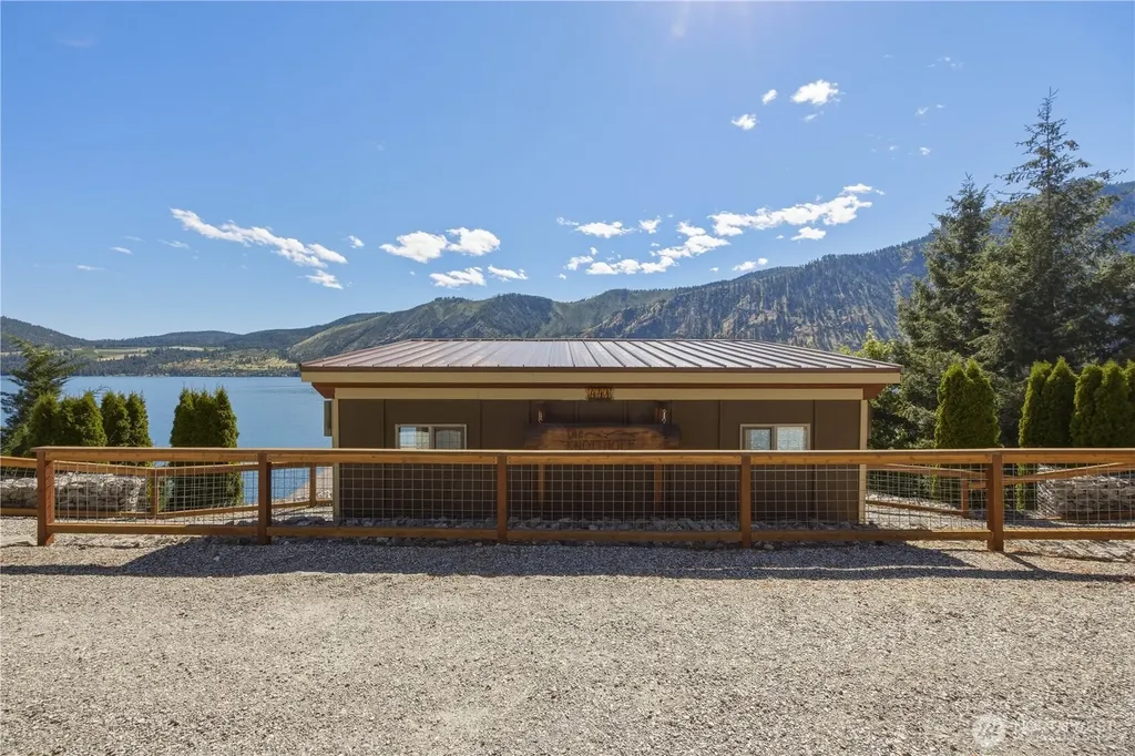 441 Bayshore Lane Manson WA 98831