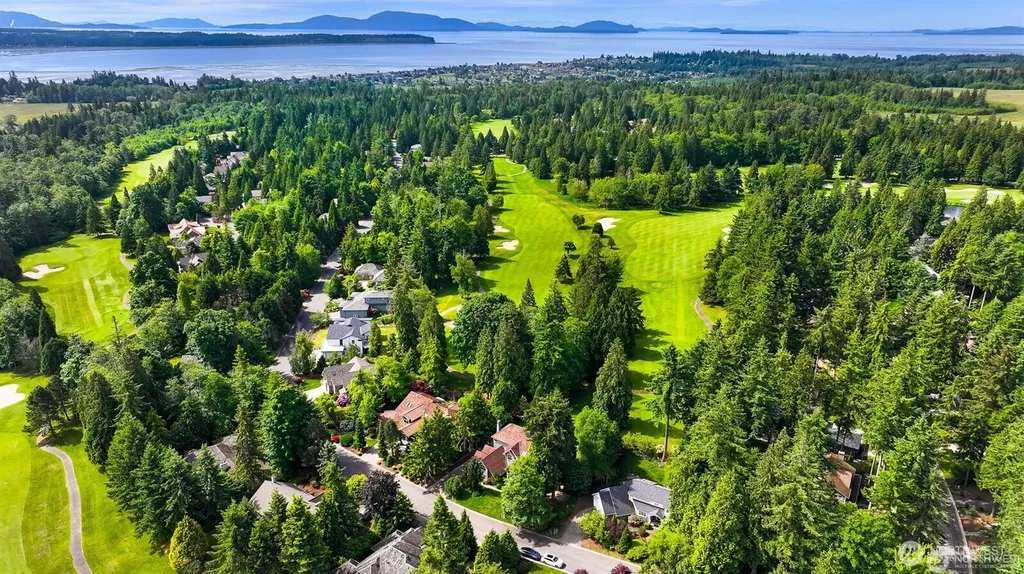 5422 Lasiandra Blaine WA 98230