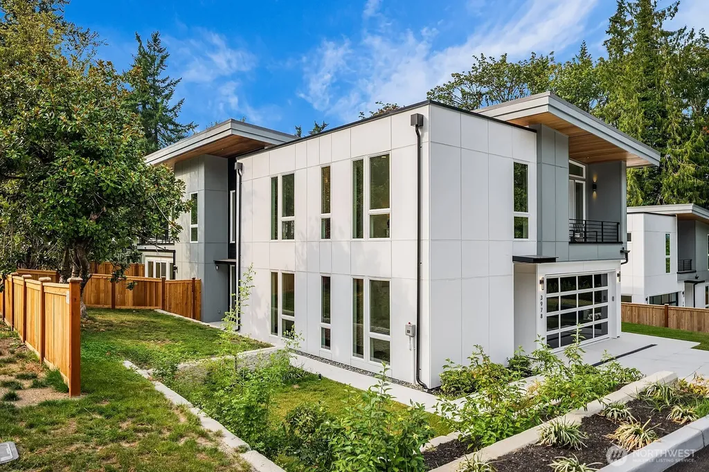 3978 162nd Place SE Bellevue WA 98006
