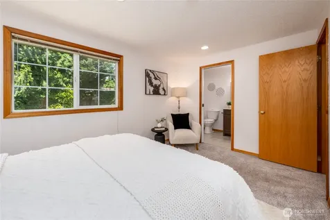 9626 NE 129th Place Kirkland WA 98034