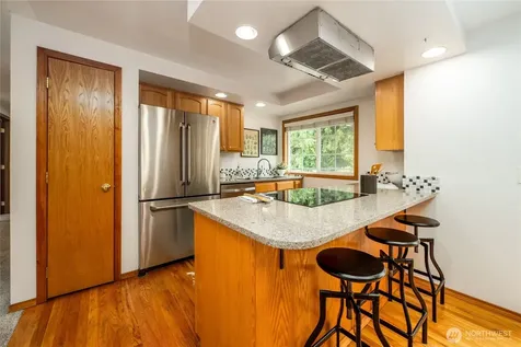 9626 NE 129th Place Kirkland WA 98034