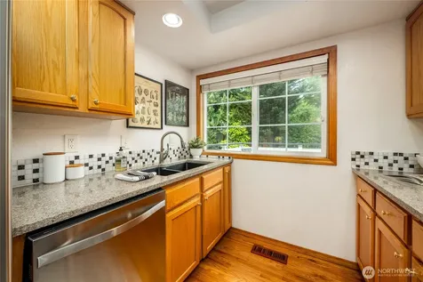 9626 NE 129th Place Kirkland WA 98034