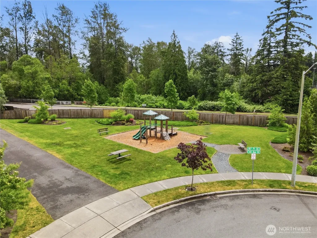 3922 187th Place SE Bothell WA 98012