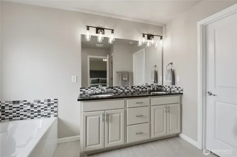 3922 187th Place SE Bothell WA 98012