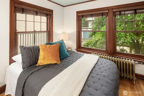 408 Bellevue Avenue E Seattle WA 98102