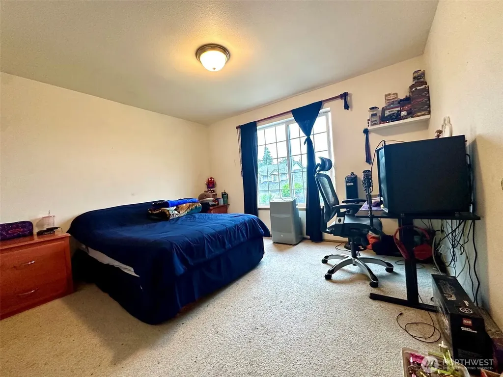 18416 80th Avenue Ct E Puyallup WA 98375