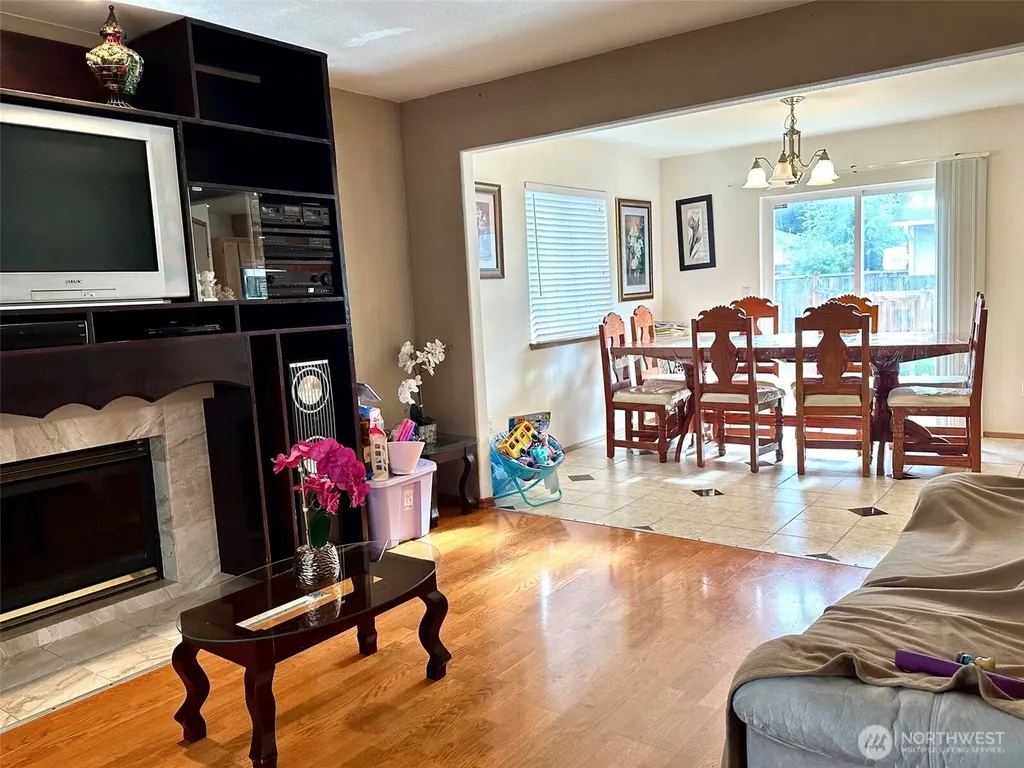 18416 80th Avenue Ct E Puyallup WA 98375