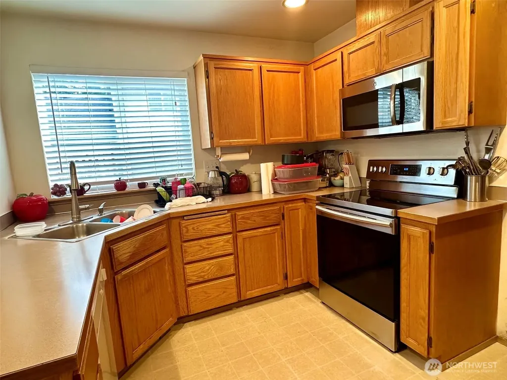18416 80th Avenue Ct E Puyallup WA 98375