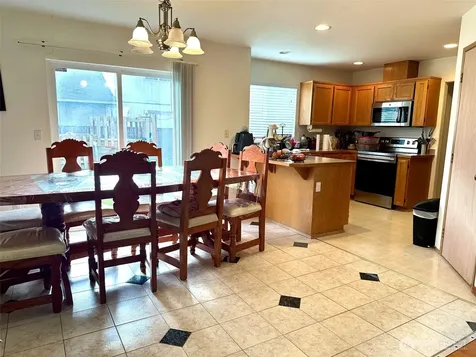 18416 80th Avenue Ct E Puyallup WA 98375