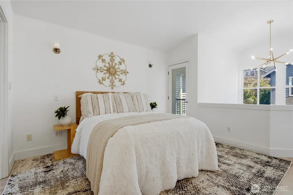 168 18th Avenue Seattle WA 98122