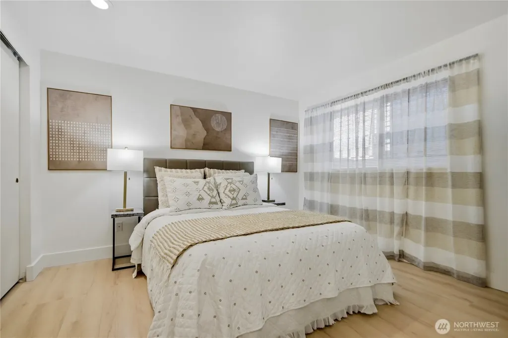 168 18th Avenue Seattle WA 98122