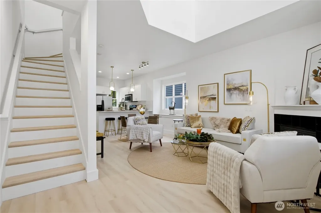 168 18th Avenue Seattle WA 98122