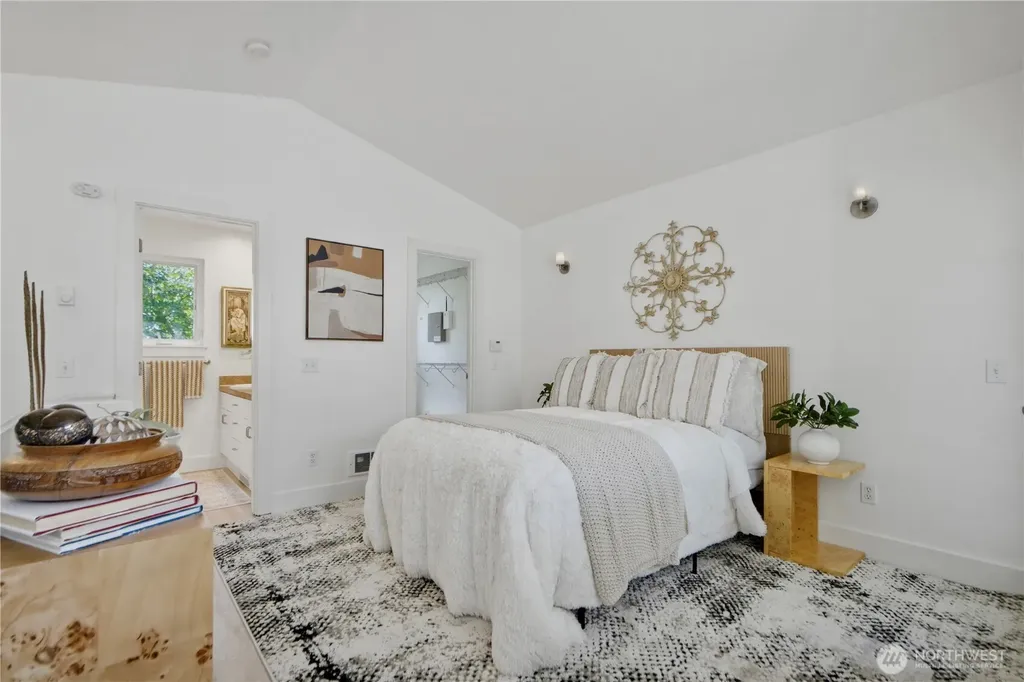 168 18th Avenue Seattle WA 98122