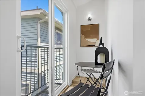 168 18th Avenue Seattle WA 98122