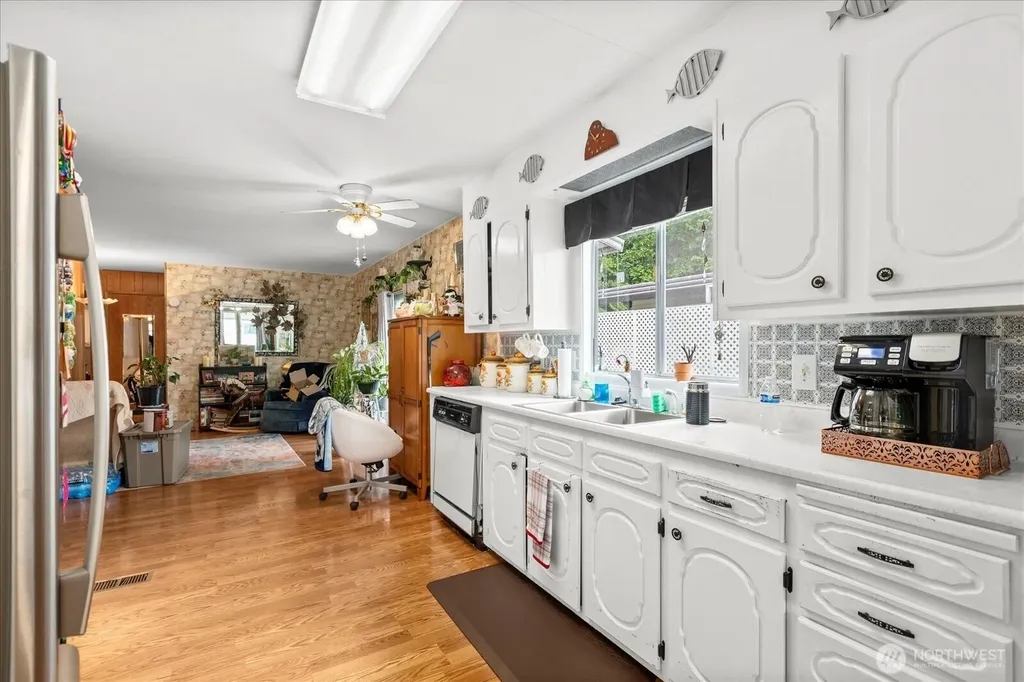 5220 176th Street SW Lynnwood WA 98037