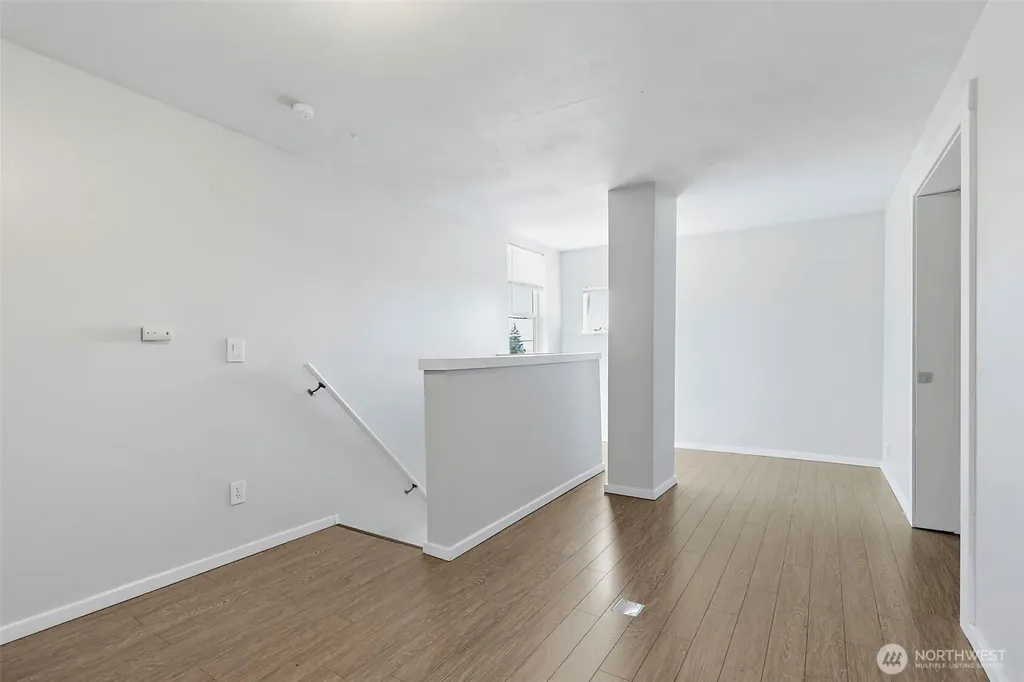 5454 35th Avenue SW Seattle WA 98126