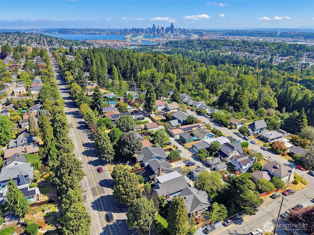 5454 35th Avenue SW Seattle WA 98126