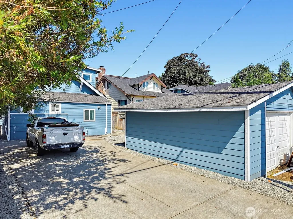 5454 35th Avenue SW Seattle WA 98126