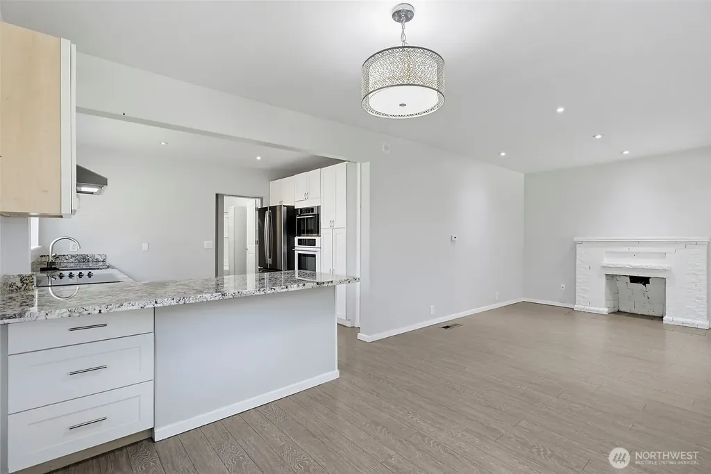 5454 35th Avenue SW Seattle WA 98126