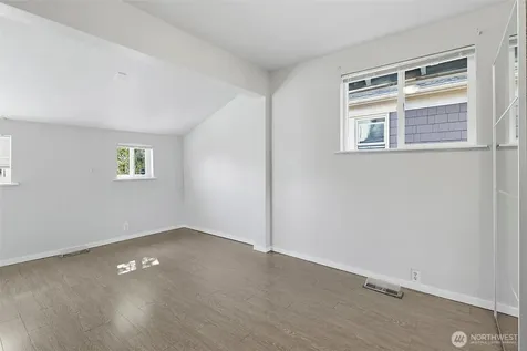 5454 35th Avenue SW Seattle WA 98126