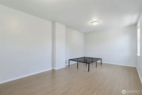 5454 35th Avenue SW Seattle WA 98126