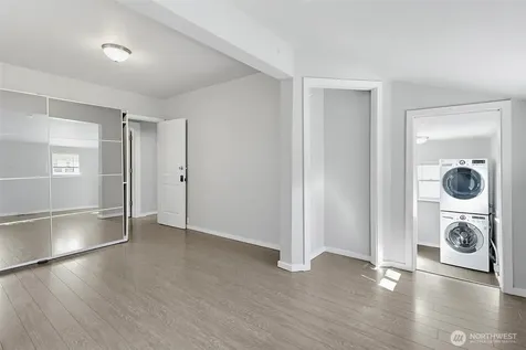 5454 35th Avenue SW Seattle WA 98126