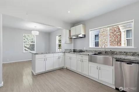 5454 35th Avenue SW Seattle WA 98126
