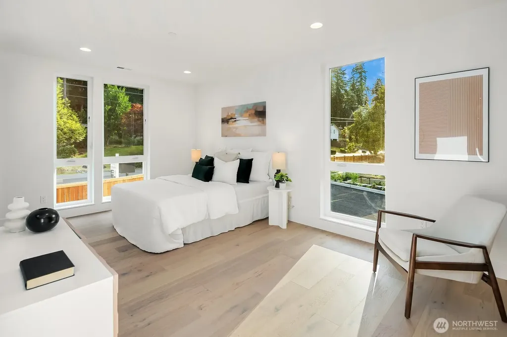 3983 162nd Place SE Bellevue WA 98006