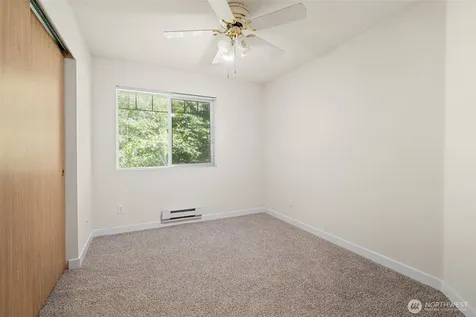 23332 59th Place S Kent WA 98032