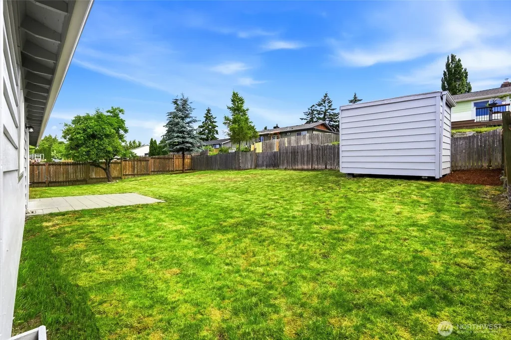 5627 60th Drive NE Marysville WA 98270