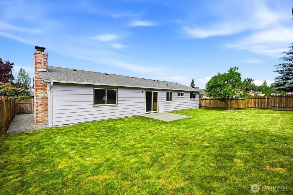 5627 60th Drive NE Marysville WA 98270