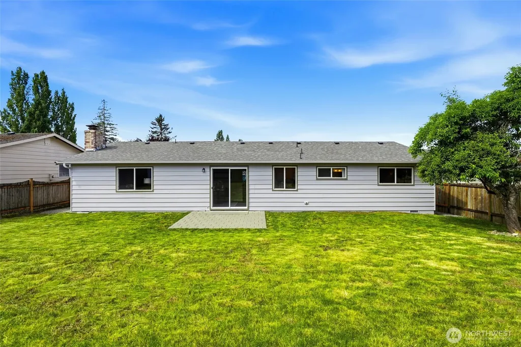 5627 60th Drive NE Marysville WA 98270