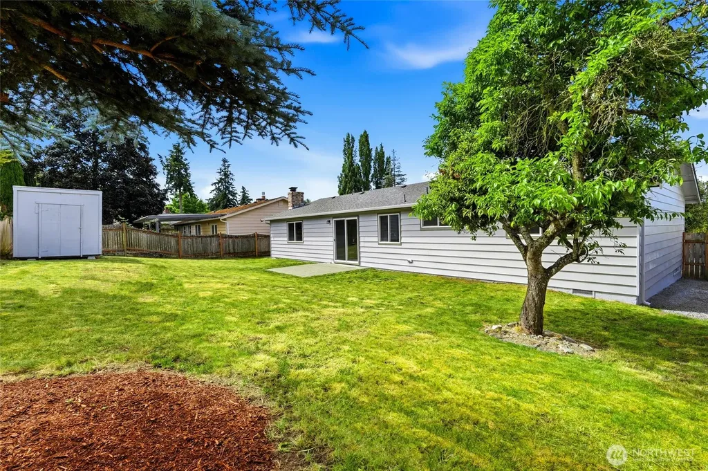 5627 60th Drive NE Marysville WA 98270