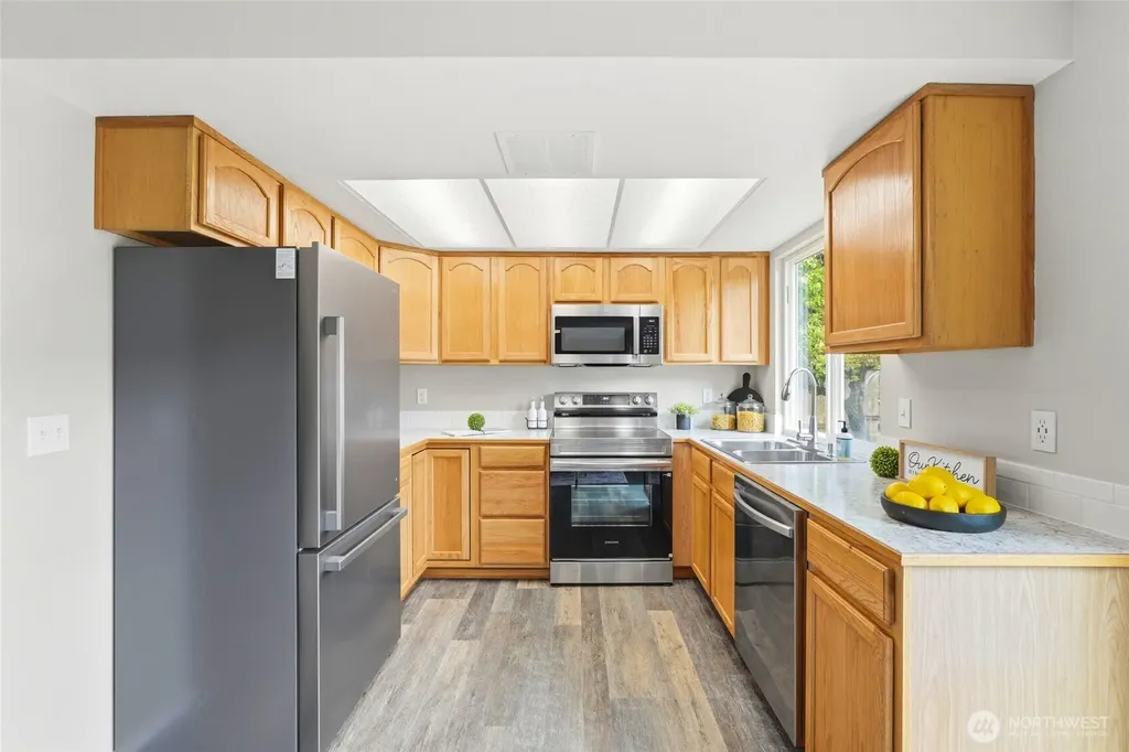5627 60th Drive NE Marysville WA 98270
