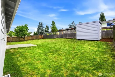 5627 60th Drive NE Marysville WA 98270