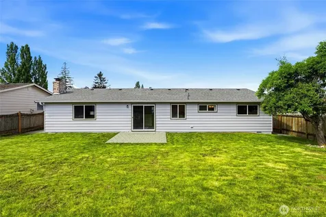5627 60th Drive NE Marysville WA 98270