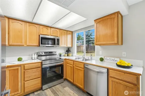5627 60th Drive NE Marysville WA 98270