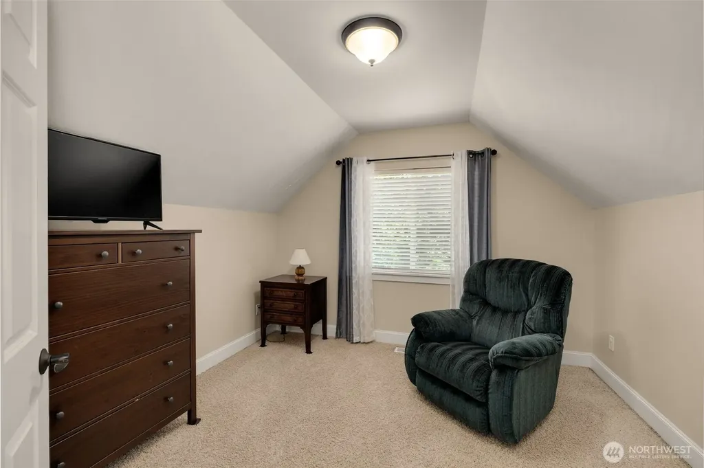 26011 147th Place SE Kent WA 98042