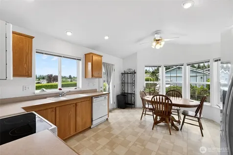 5801 89th Street Ct E Puyallup WA 98371