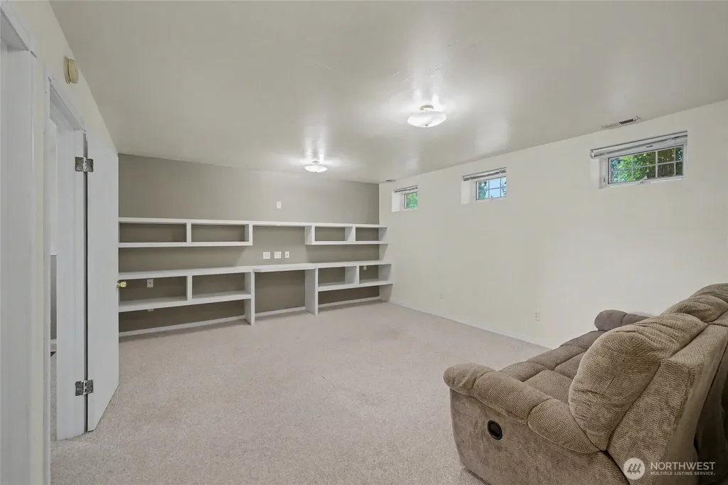 1422 Millerdale Avenue Wenatchee WA 98801