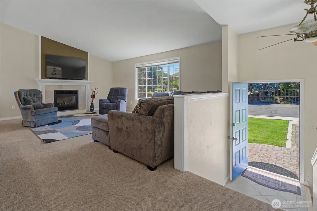 1422 Millerdale Avenue Wenatchee WA 98801