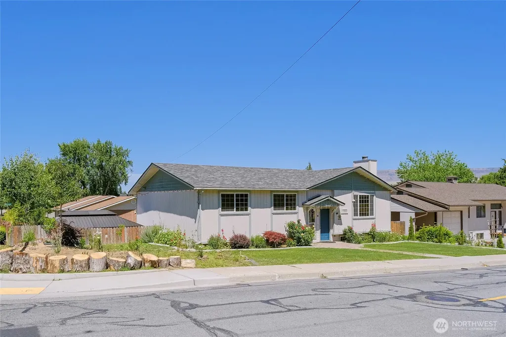 1422 Millerdale Avenue Wenatchee WA 98801