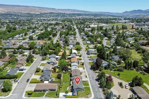 1422 Millerdale Avenue Wenatchee WA 98801
