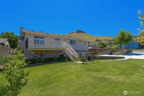 1422 Millerdale Avenue Wenatchee WA 98801
