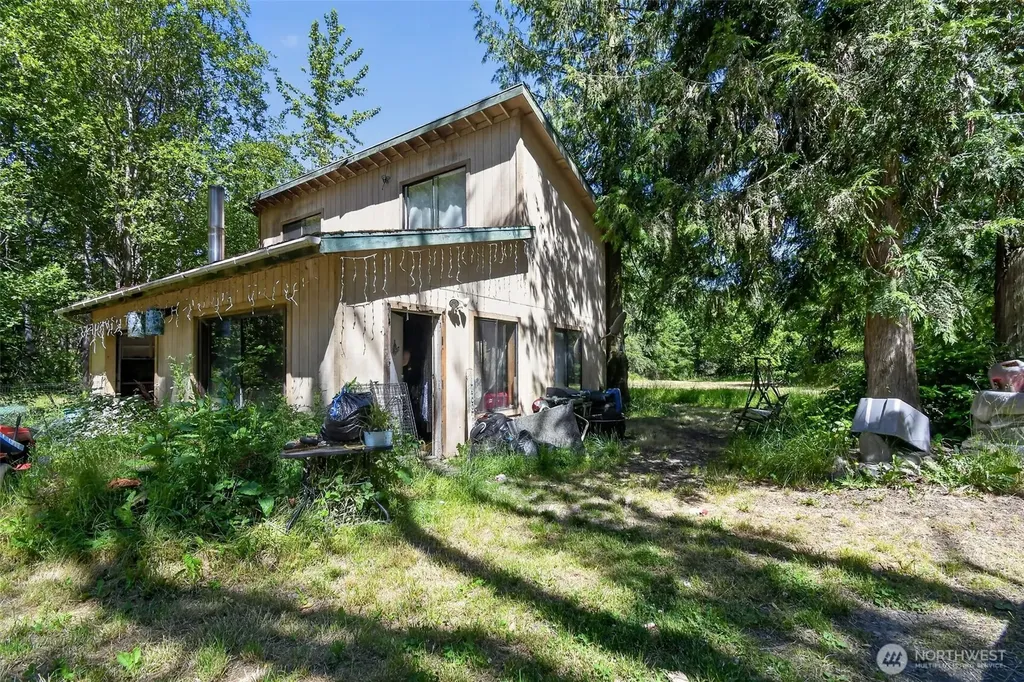 548 Lemmon Road Port Angeles WA 98362