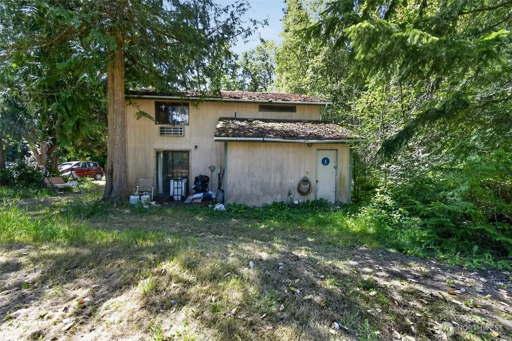 548 Lemmon Road Port Angeles WA 98362