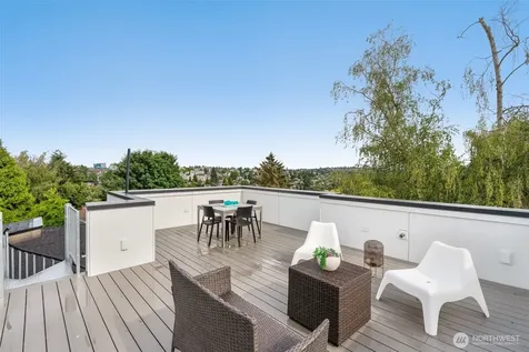 4413 50th Avenue SW Seattle WA 98116