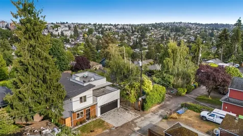 4413 50th Avenue SW Seattle WA 98116